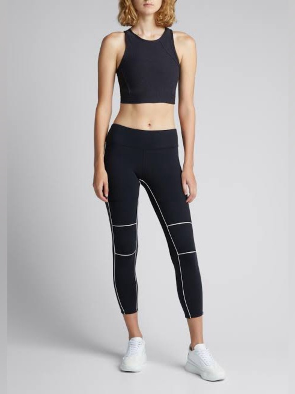 Alo Yoga Guard 7/8 Leggings in the Black/Bone colorway M